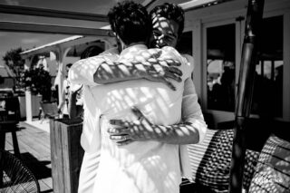 Hugs & Patterns⁠
⁠
#weddingphotoinspo⁠
#scheveningenbeach⁠
#zwartwitfotografie⁠
#bruiloftinscheveningen⁠
#trouwfotograafscheveningen